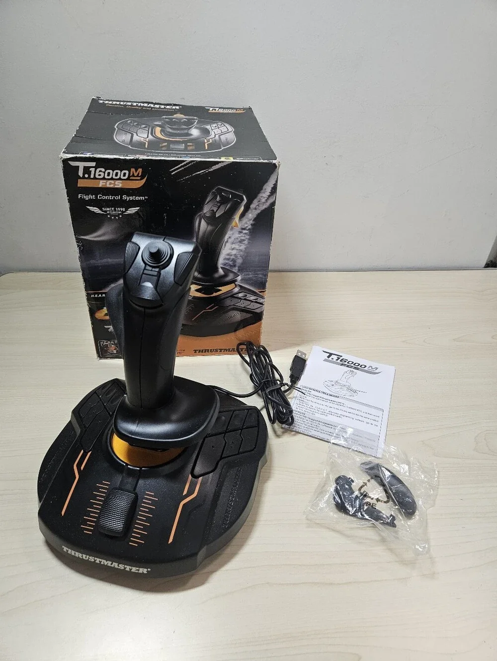 Thrustmaster T.16000M FCS Flight Stick Controller USB PC